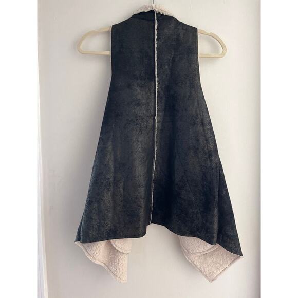 TCEC Faux Suede Open Front Vest Small Sherpa Lined Pockets Boho Western Romance - Picture 2 of 5
